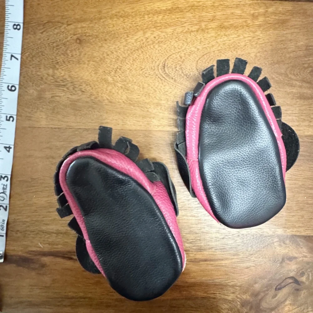 Toddler Pink & Black Soft Sole Moccasin Shoes Cute Bow Detail. Boho Handcrafted